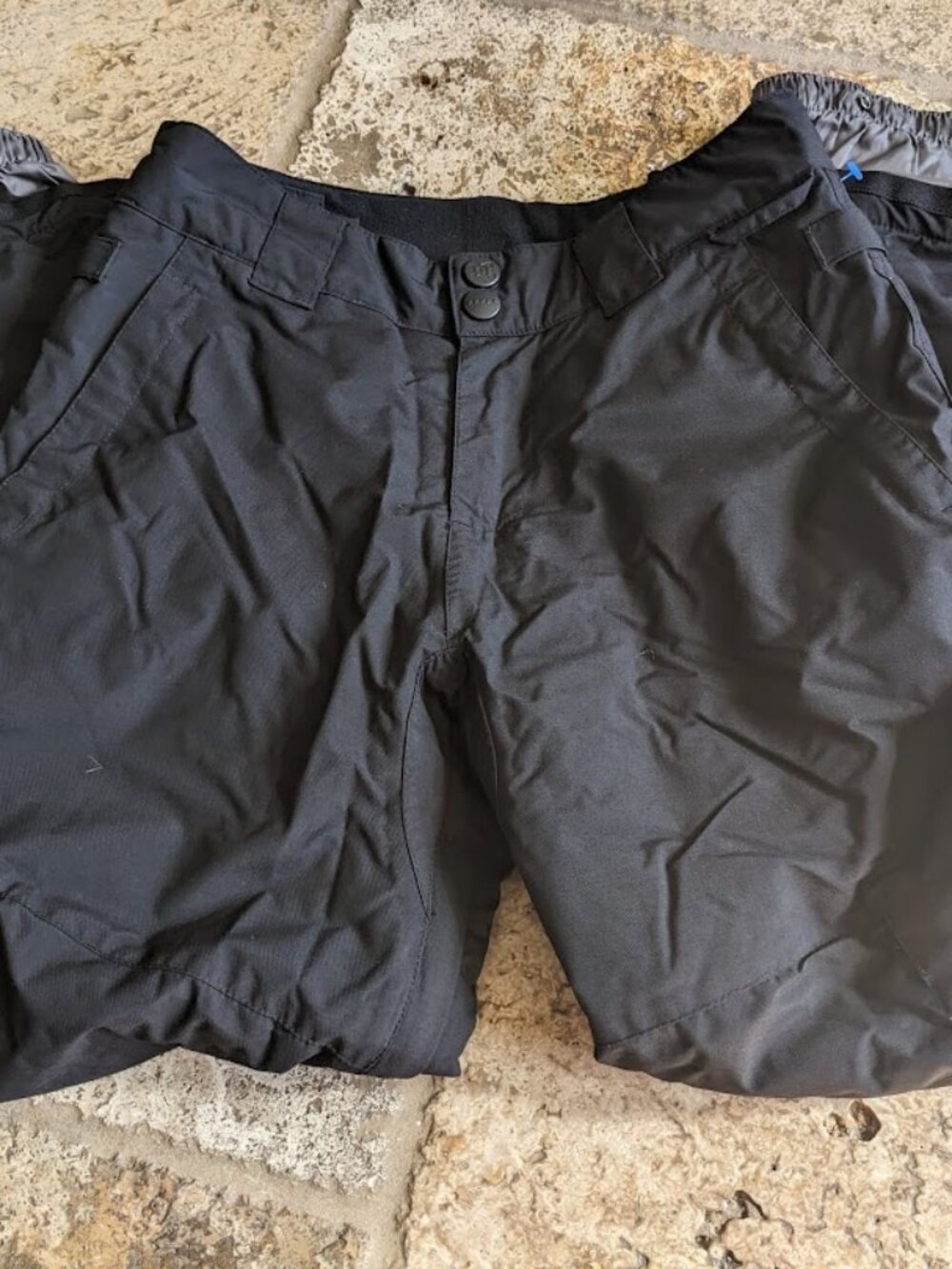EUC DC SHOES SNOWBOARDING SKI CARGO PANTS YOUTH SIZE 12